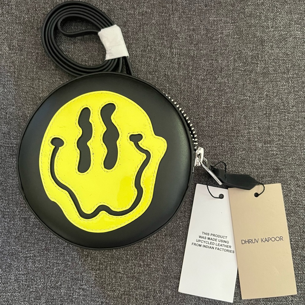 Dhruv Kapoor Women's Black Leather Smile Emoji Shoulder Bag - New